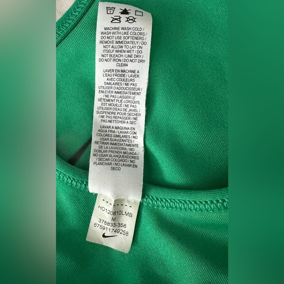 Nike Dri-Fit Sports Bra- Size Medium - Picture 8 of 8